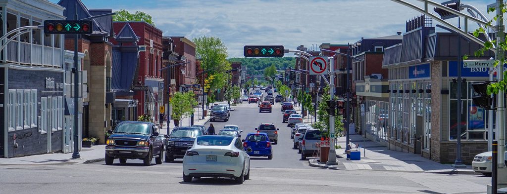 Communiqué - Le conseil municipal poursuit le processus pour modifier les règlements concernant la hauteur des bâtiments et la location à court terme au centre-ville